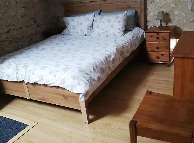 Apartman Le Buguet Saint-Antoine-Cumond